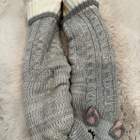Accessories - Gray Knit Cat Mittens